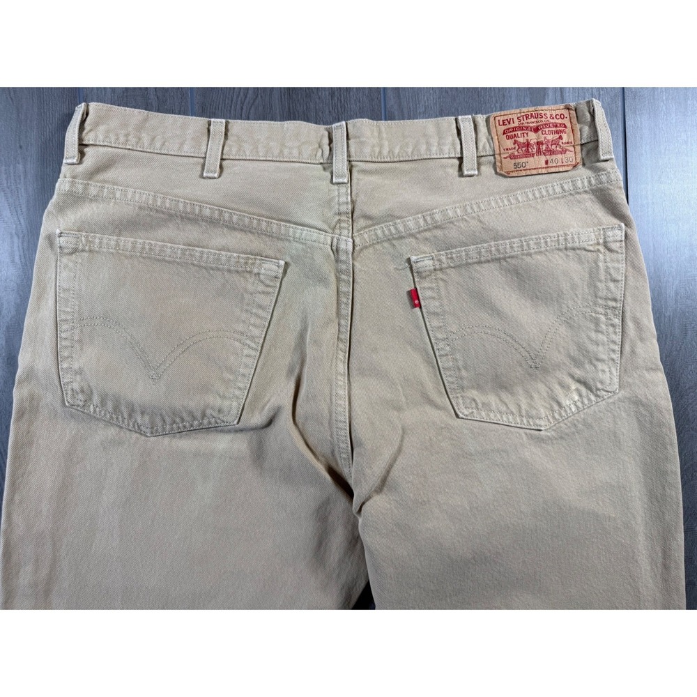 Levi's 550 Relaxed Fit Jeans 40x30 Tan Khaki Denim Classic Tapered Leg - Picture 7 of 8